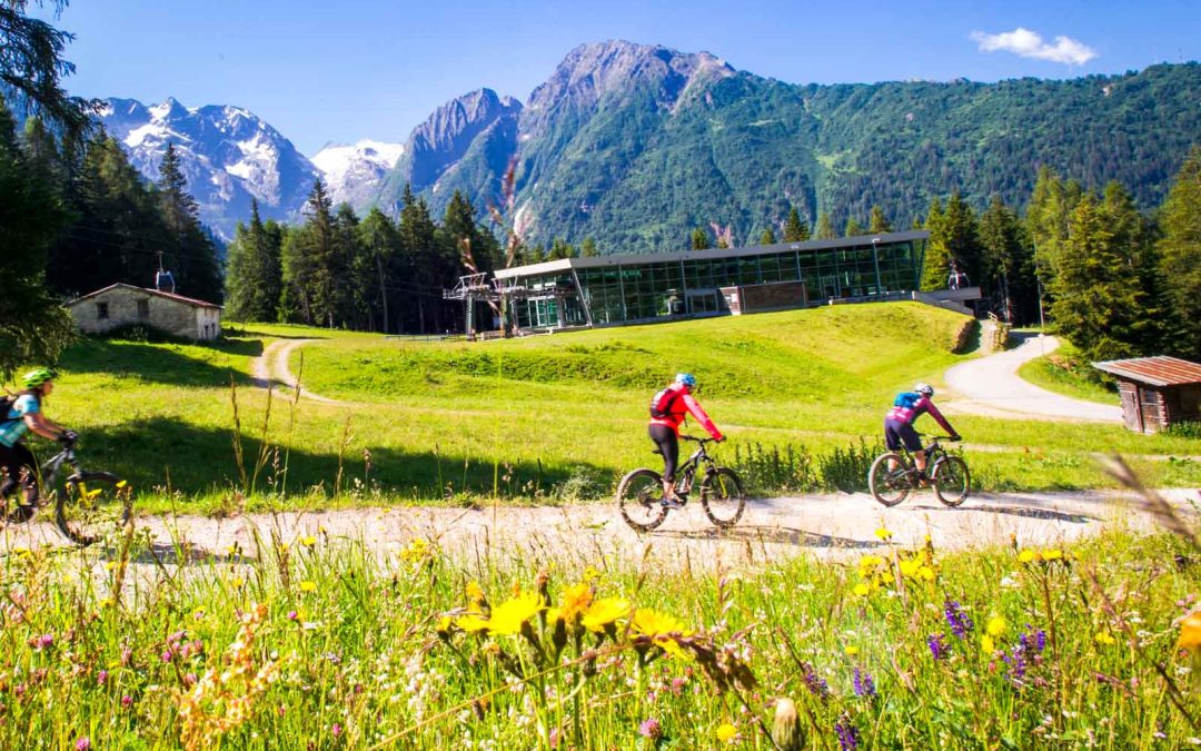 Discesa e-bike dal Passo del Tonale